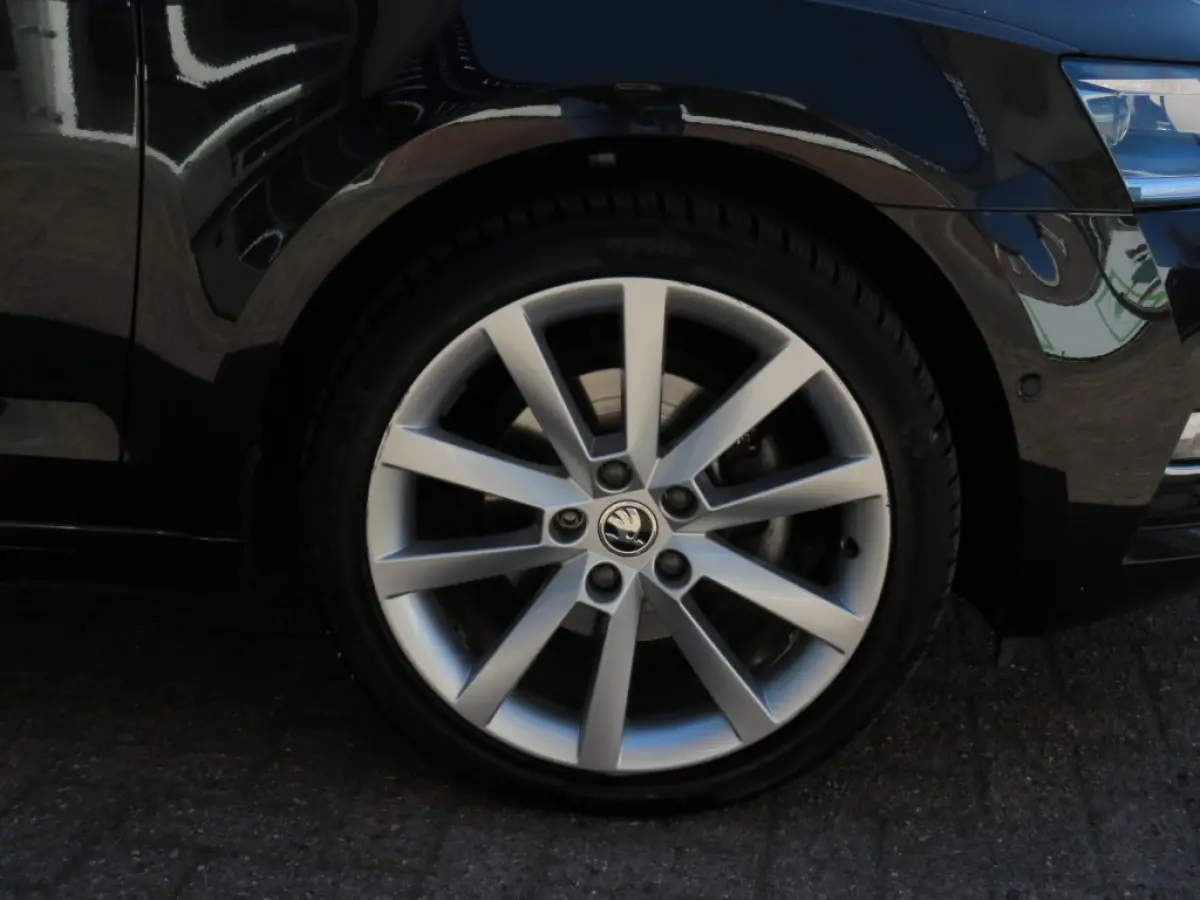 1.0 TSI 115pk DSG-aut. Style / Led / 18 Inch / Navi / Stoelverw. / BOVAG garantie