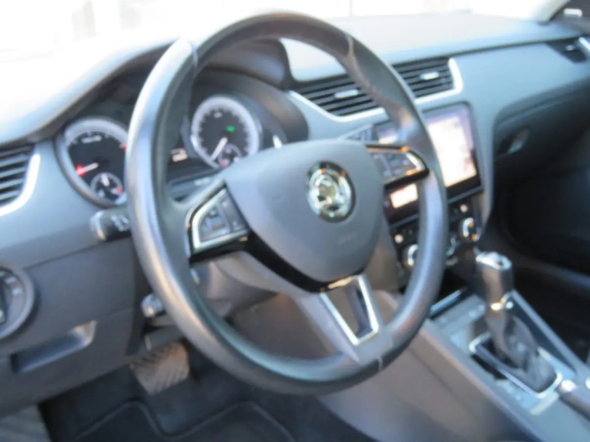1.0 TSI 115pk DSG-aut. Style / Led / 18 Inch / Navi / Stoelverw. / BOVAG garantie