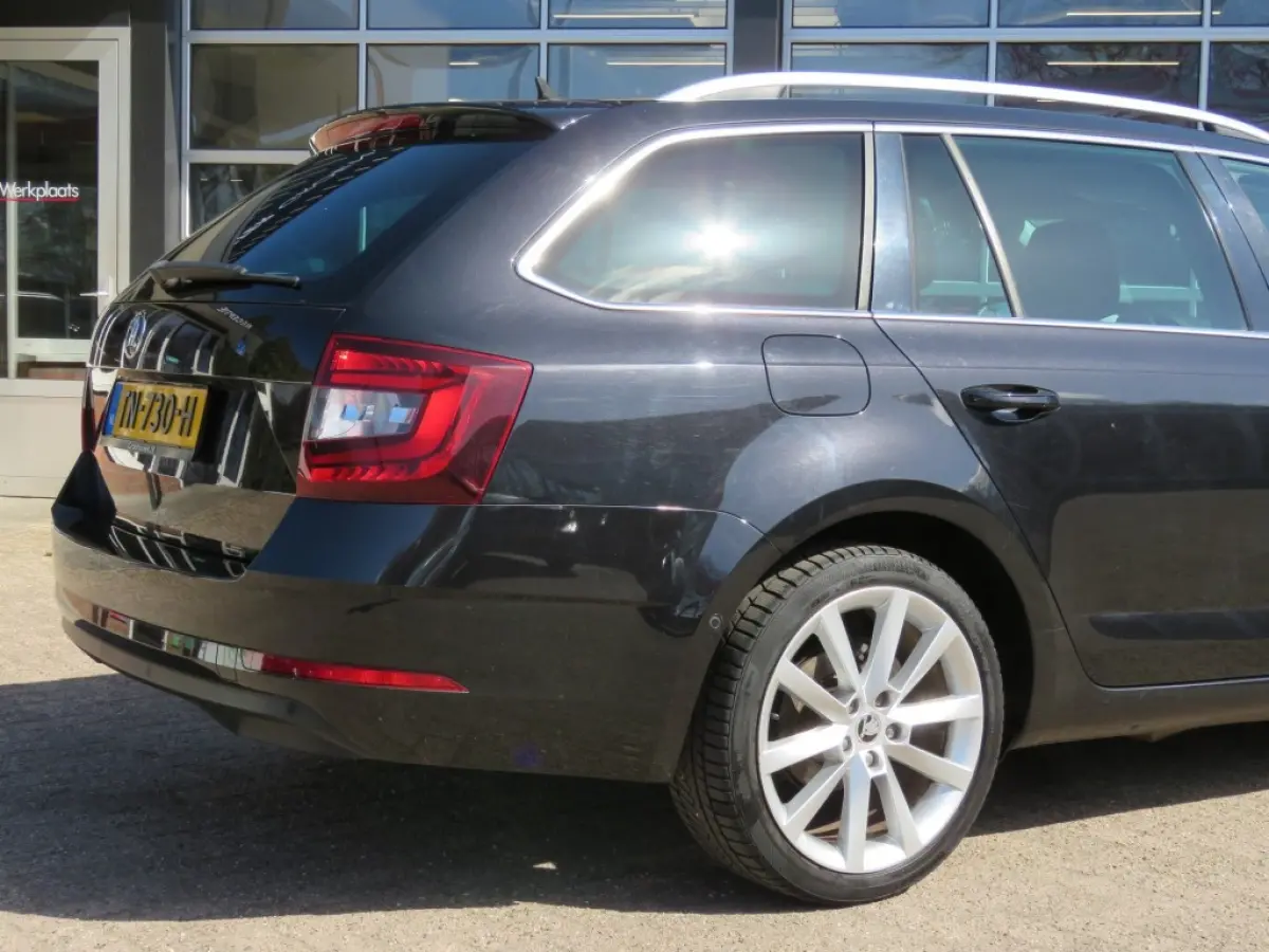 1.0 TSI 115pk DSG-aut. Style / Led / 18 Inch / Navi / Stoelverw. / BOVAG garantie
