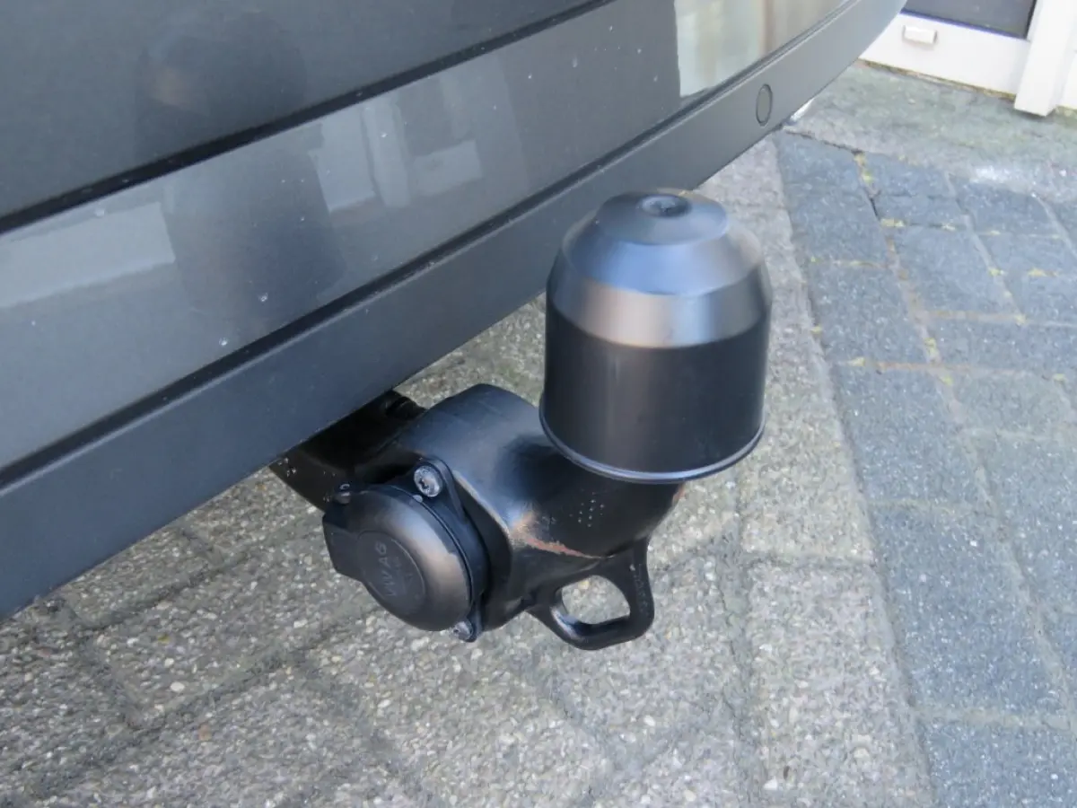 1.4 TSI IV Laurin&Klement / Pano / Trekhaak / Leder / Veel opties! / BOVAG garantie