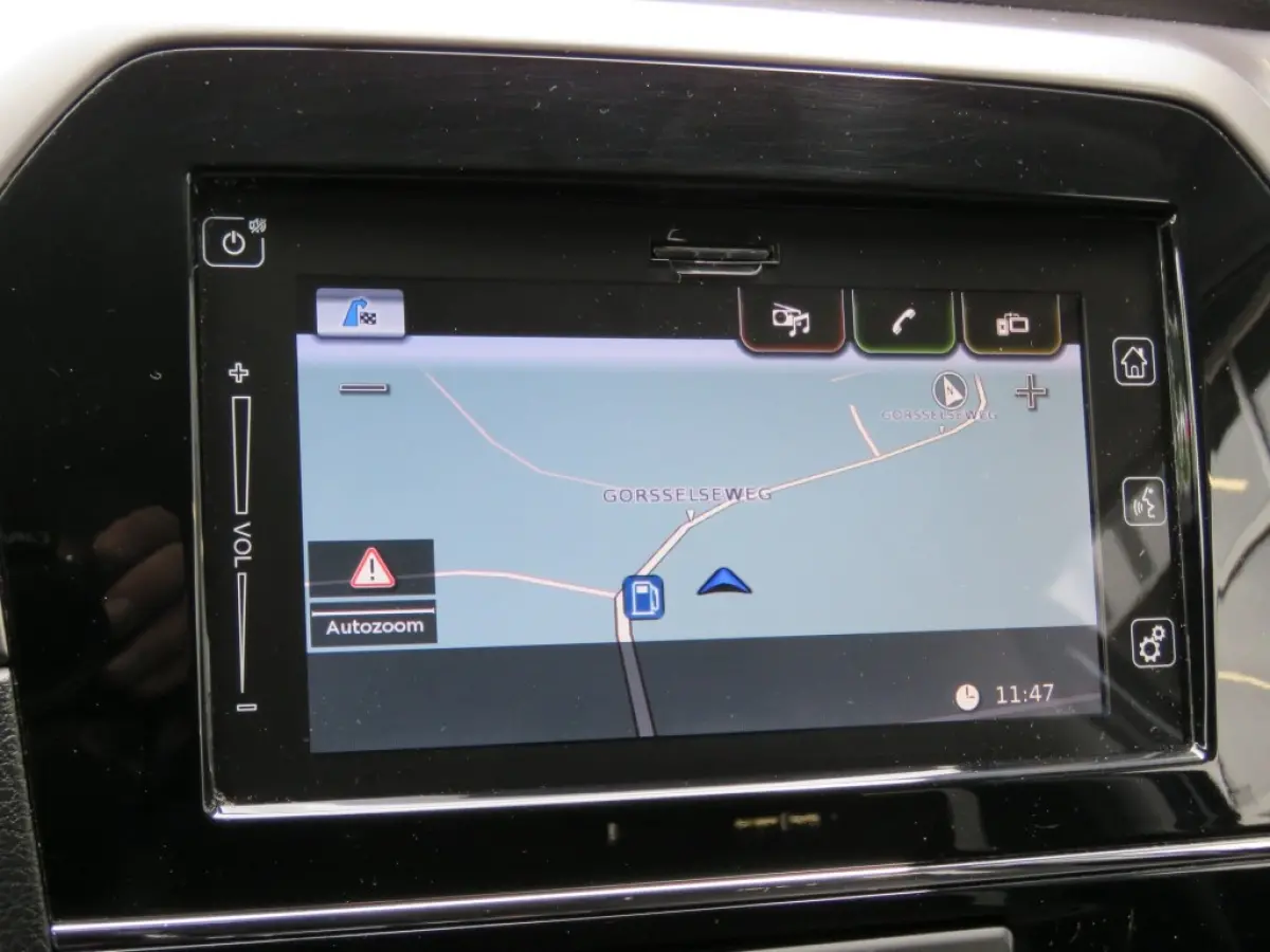 1.0 Boosterjet SELECT / Camera / Trekhaak / Navi / Stoelverw. / BOVAG garantie