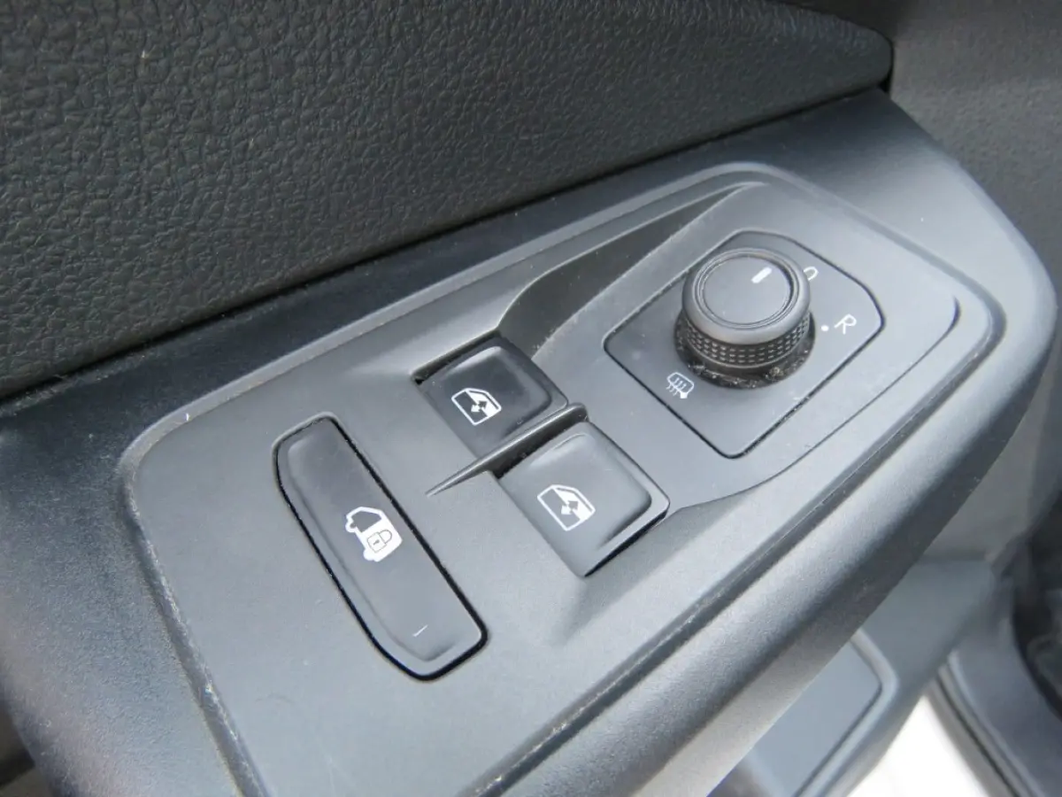 Maxi 2.0 TDI 122pk / Trekhaak / achterdeuren / Pdc / Betonplex