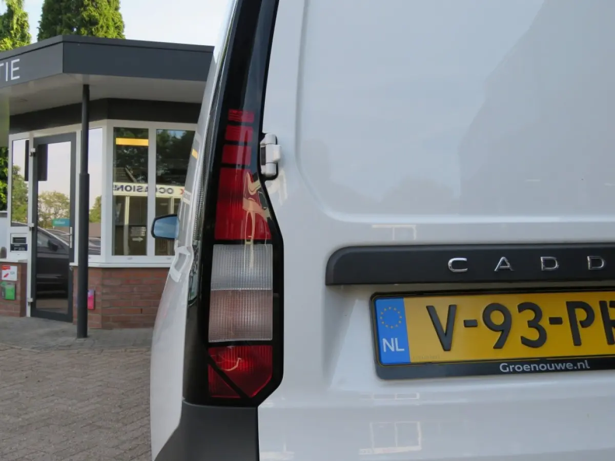Maxi 2.0 TDI 122pk / Trekhaak / achterdeuren / Pdc / Betonplex