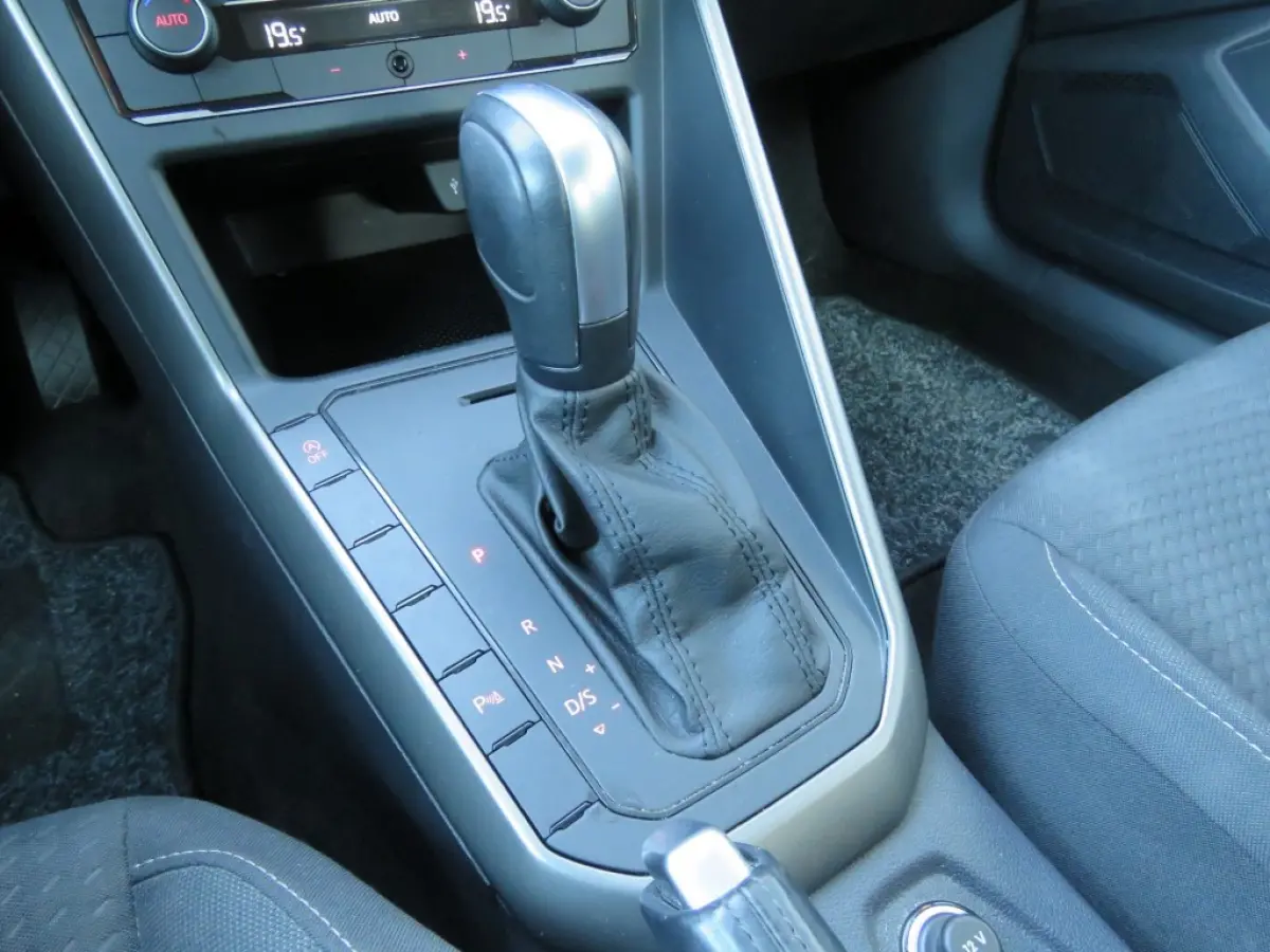 1.0 TSI DSG-aut.COMF.L. BUS. / Navi / Clima / BOVAG garantie