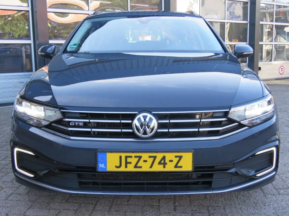 1.4 TSI PHEV GTE BNS / Trekhaak wegklap. / Camera / BOVAG garantie