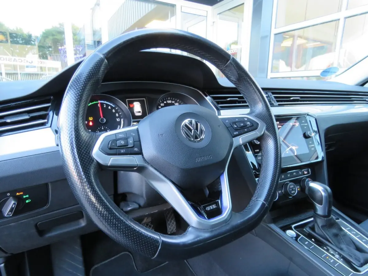 1.4 TSI PHEV GTE BNS / Trekhaak wegklap. / Camera / BOVAG garantie