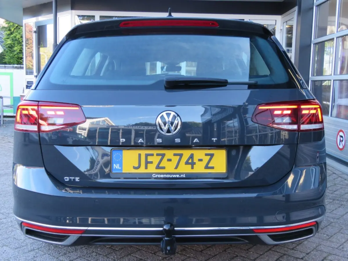 1.4 TSI PHEV GTE BNS / Trekhaak wegklap. / Camera / BOVAG garantie