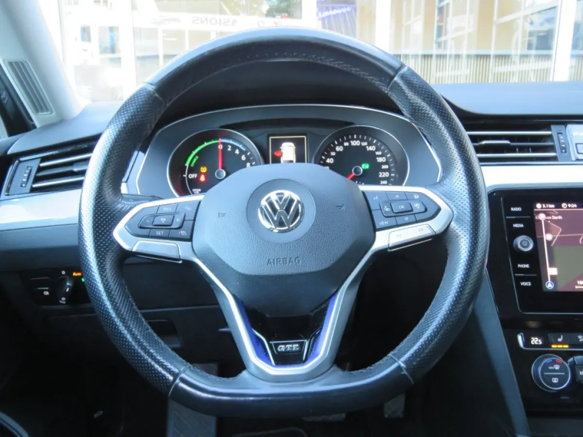 1.4 TSI PHEV GTE BNS / Trekhaak wegklap. / Camera / BOVAG garantie