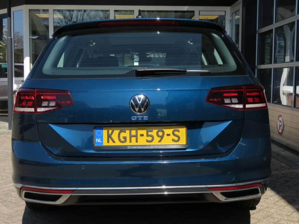 1.4 TSI PHEV GTE BNS / Pano / Wegklap.haak / Stoelverw. / Camera / BOVAG garantie