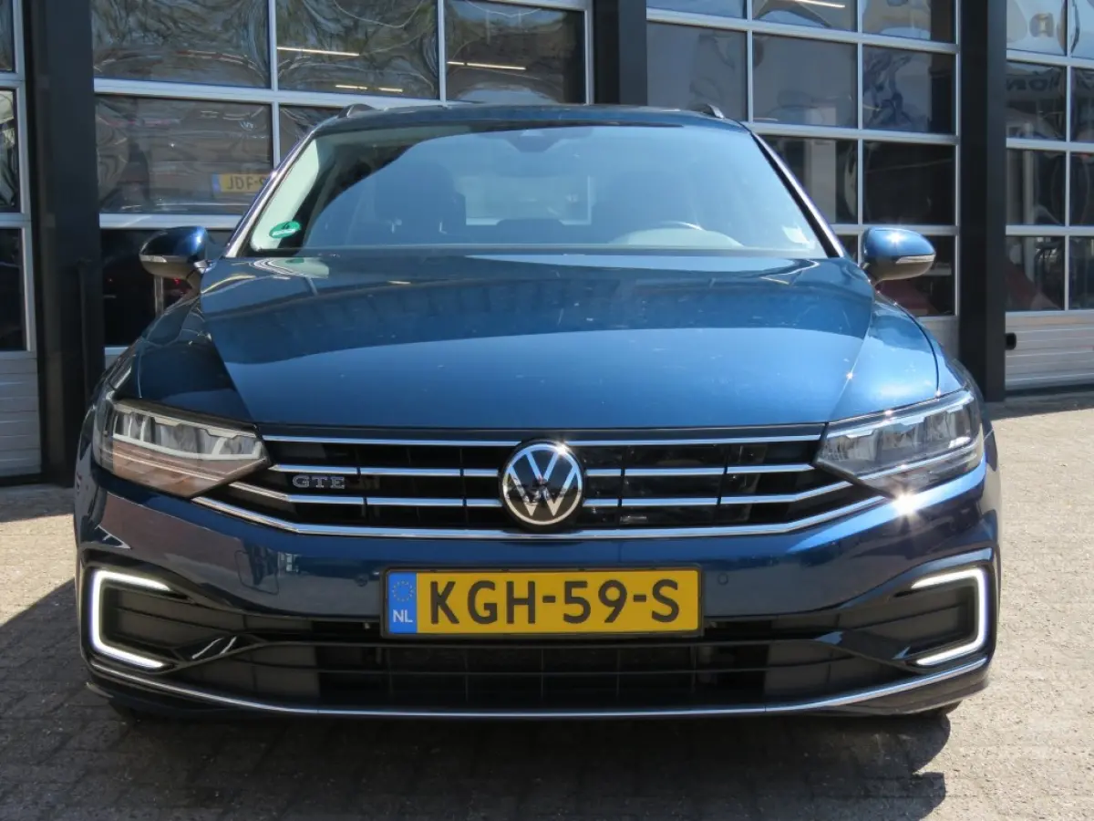 1.4 TSI PHEV GTE BNS / Pano / Wegklap.haak / Stoelverw. / Camera / BOVAG garantie