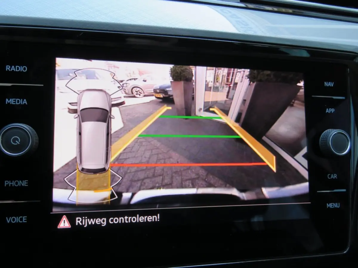 1.4 TSI PHEV GTE BNS / Pano / Wegklap.haak / Stoelverw. / Camera / BOVAG garantie