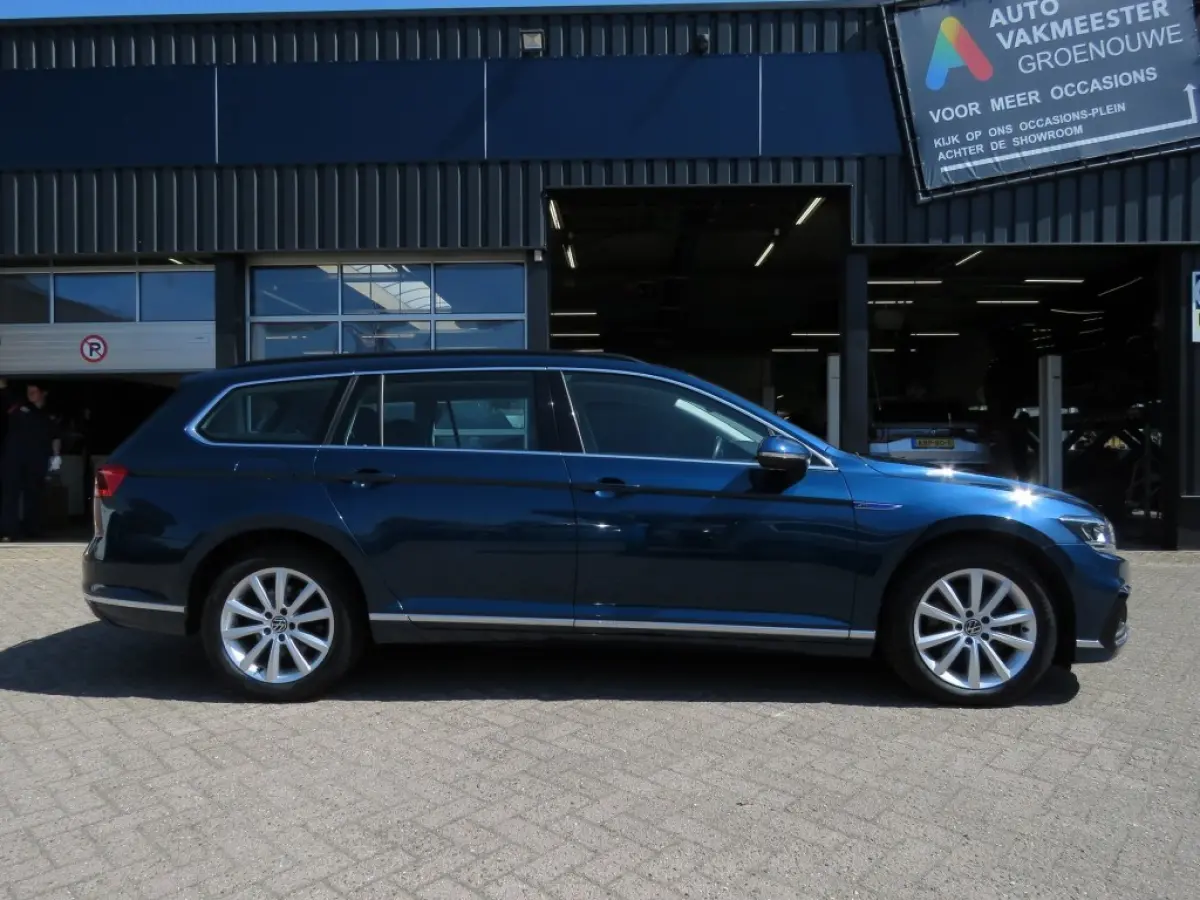 1.4 TSI PHEV GTE BNS / Pano / Wegklap.haak / Stoelverw. / Camera / BOVAG garantie