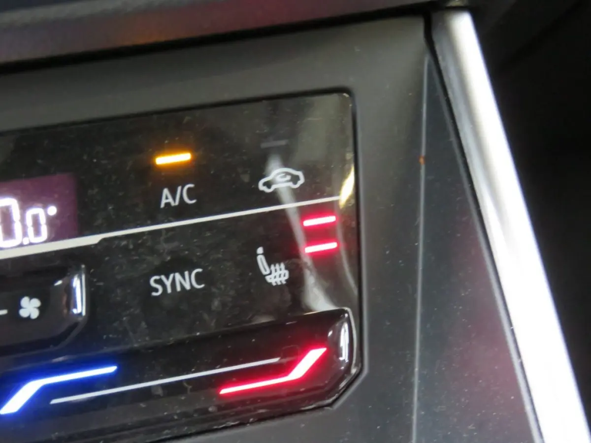 1.0 TSI LIFE BNS / Navi / Stoelverw. / Adap.cruise / Clima / Sportvelgen / BOVAG garantie