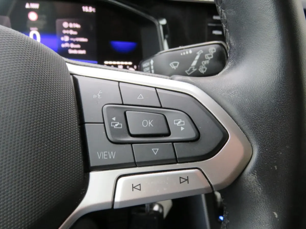 1.0 TSI LIFE BNS / Navi / Stoelverw. / Adap.cruise / Clima / Sportvelgen / BOVAG garantie