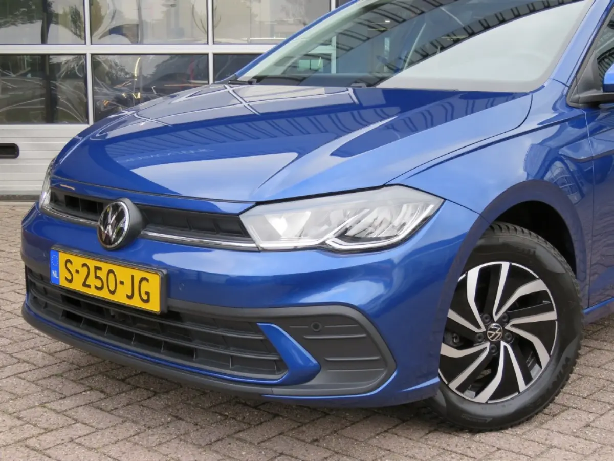 1.0 TSI LIFE BNS / Navi / Stoelverw. / Adap.cruise / Clima / Sportvelgen / BOVAG garantie