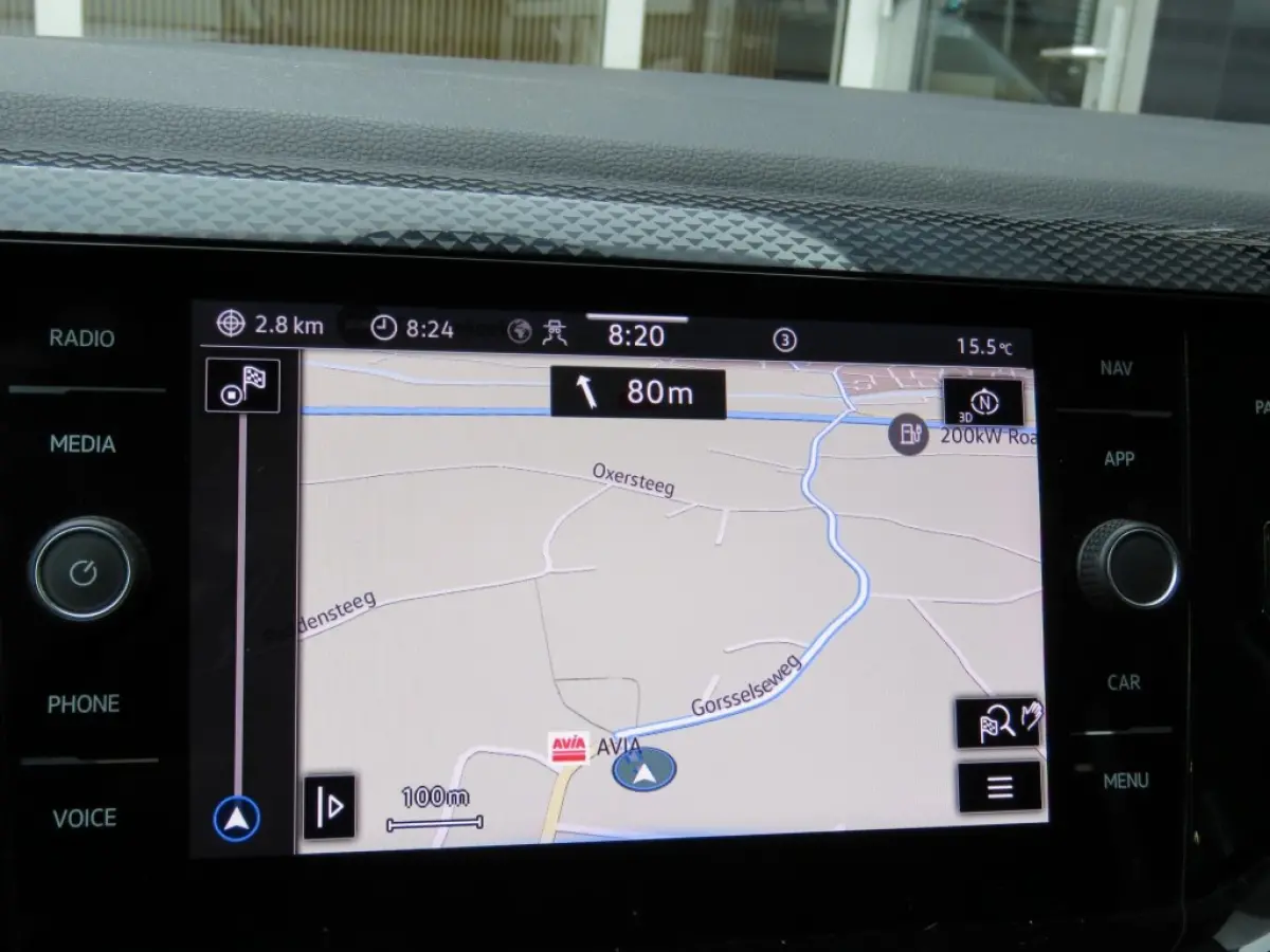 1.0 TSI LIFE BNS / Navi / Stoelverw. / Adap.cruise / Clima / Sportvelgen / BOVAG garantie