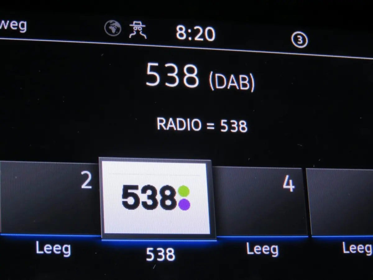 1.0 TSI LIFE BNS / Navi / Stoelverw. / Adap.cruise / Clima / Sportvelgen / BOVAG garantie