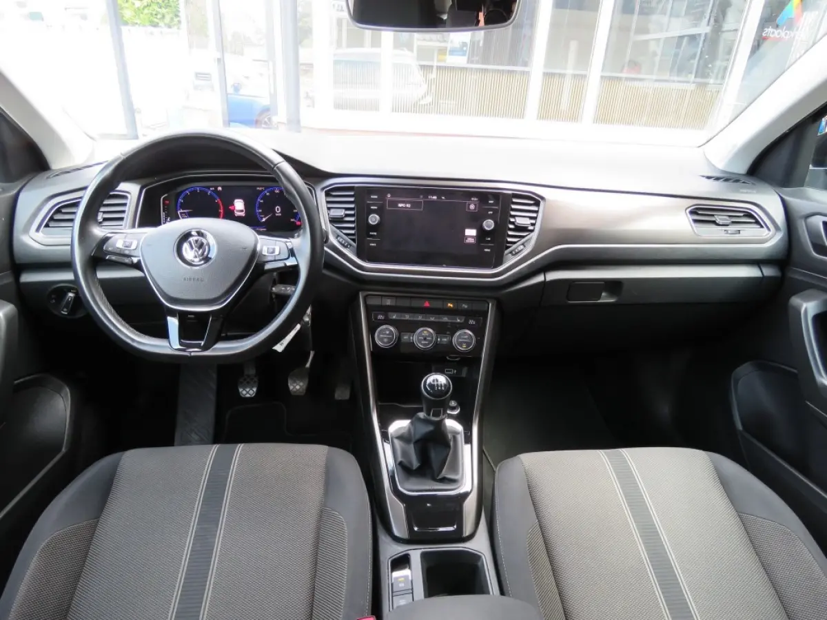 1.0 TSI 115pk STYLE / Digitaal dash. / Led / Elec.achterklep / Camera / 17 Inch / BOVAG garantie