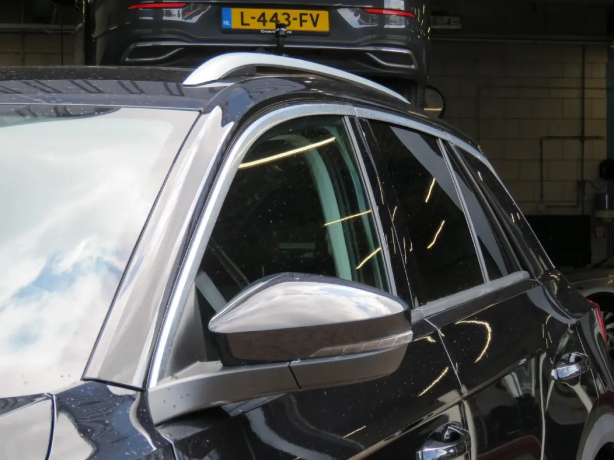 1.0 TSI 115pk STYLE / Digitaal dash. / Led / Elec.achterklep / Camera / 17 Inch / BOVAG garantie