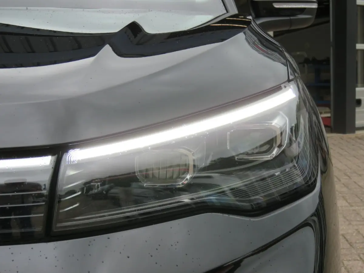 1.5 eHybrid 204pk LIFE ED. / Trekhaak / IQ Light / Elec.achterklep / Stuur&stoelverw. / FABRIEKS garantie
