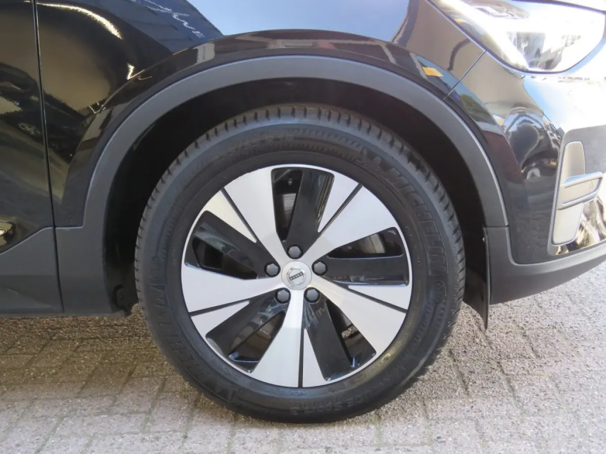 1.5 T4 CORE BRIGHT / Camera / Elec.klep / 18 Inch / Navi / BOVAG garantie