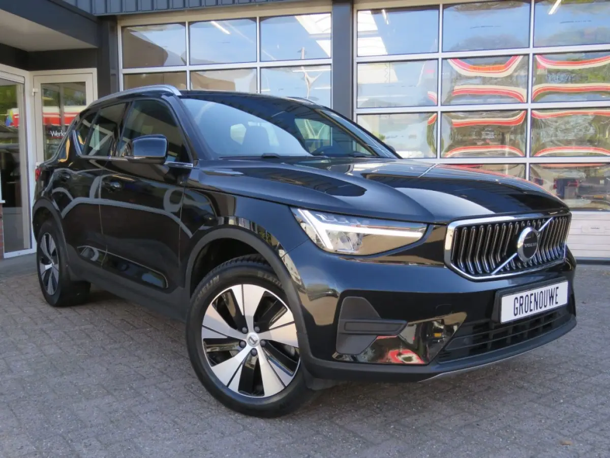 1.5 T4 CORE BRIGHT / Camera / Elec.klep / 18 Inch / Navi / BOVAG garantie