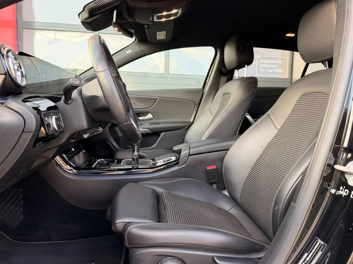 180 Business Solution Facelift AMG Upgrade | Camera | Widescreen | Keyless Go | Dodehoek detectie | Ambilight + | Stoelverwarming | Cruise | Led | Digital Dash | 6 Vers