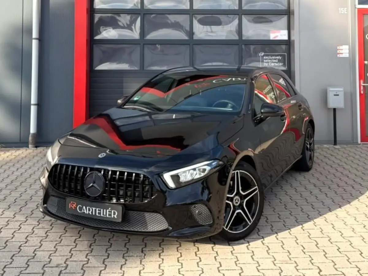 180 Business Solution Facelift AMG Upgrade | Camera | Widescreen | Keyless Go | Dodehoek detectie | Ambilight + | Stoelverwarming | Cruise | Led | Digital Dash | 6 Vers