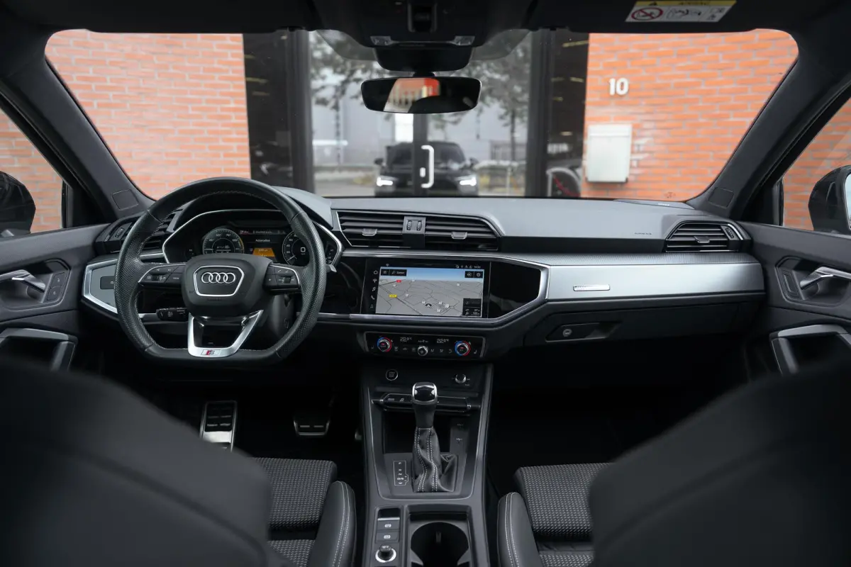 45 TFSI e S-Line 245pk Pano Sonos Camera VOLL