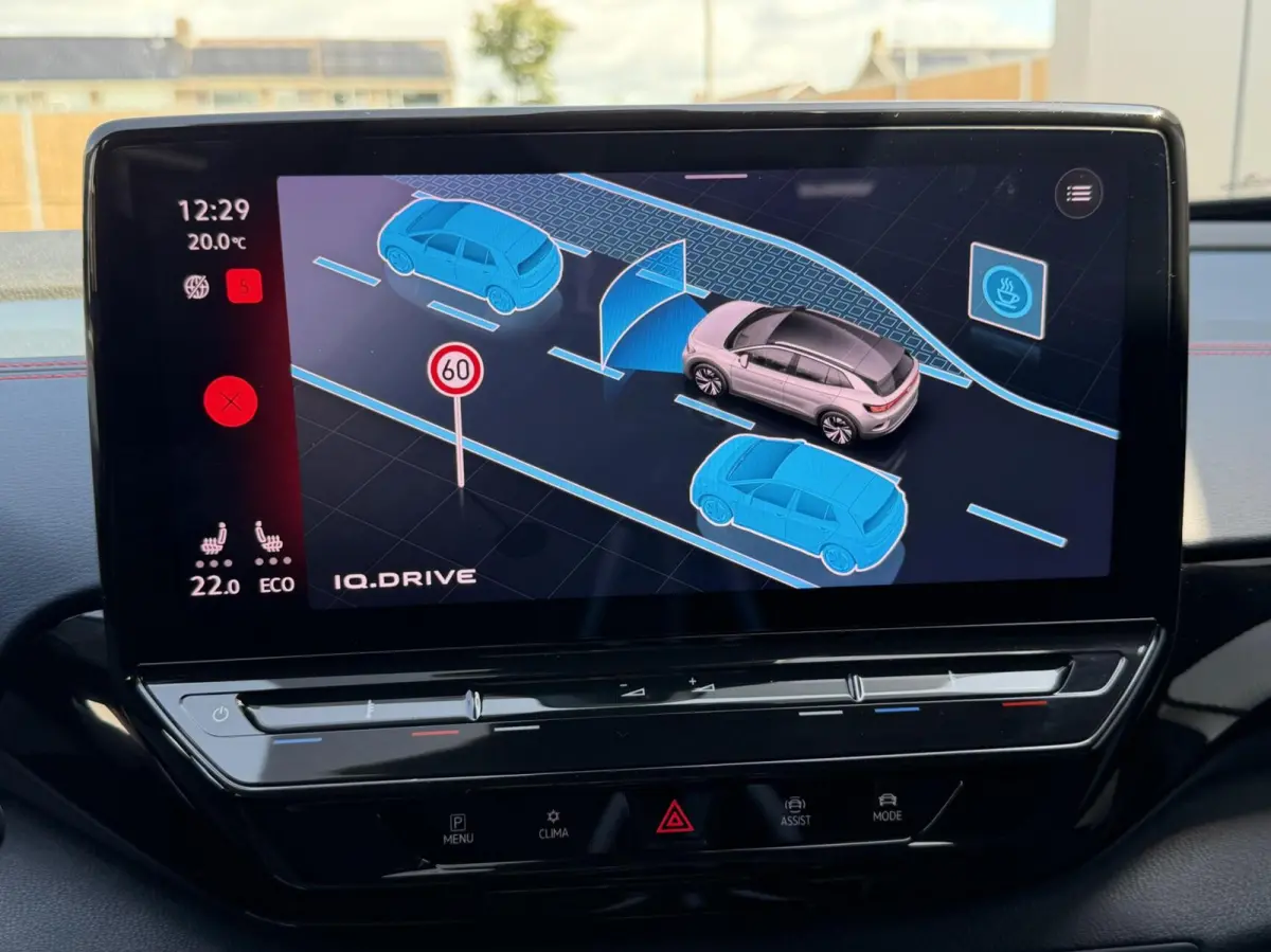 GTX 4Motion 77 kWh 360cam | Panoramadak | Head-up display | Elektrisch verstelbare stoelen met massagefunctie | Stoelverwarming | Trekhaak uitklapbaar | Cruise control adaptief | Climate con