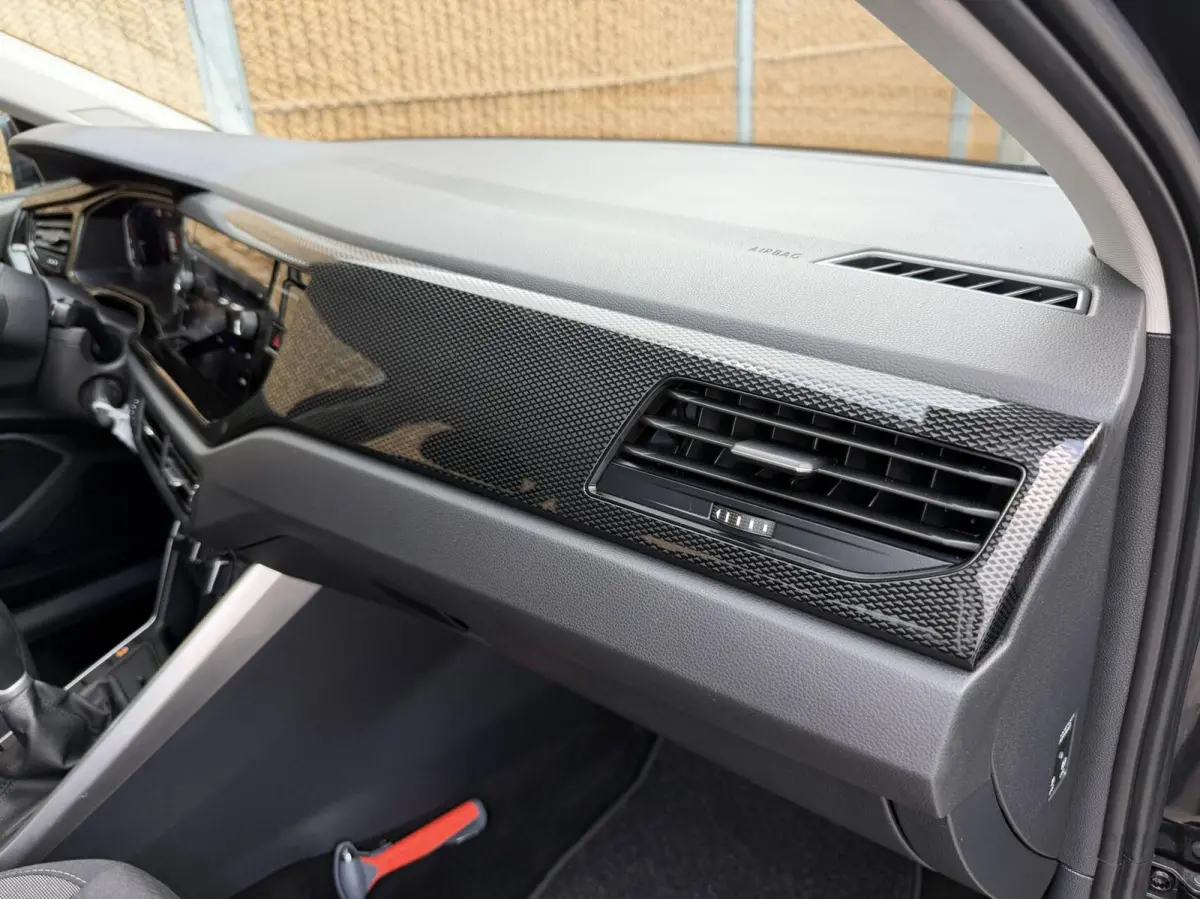 1.0 TSI Life Navigatiesysteem | Digitale cockpit | Airconditioning | Cruise control adaptief | LED koplampen | Rijstrooksensor | Apple CarPlay/Android Auto | DAB ontvanger
