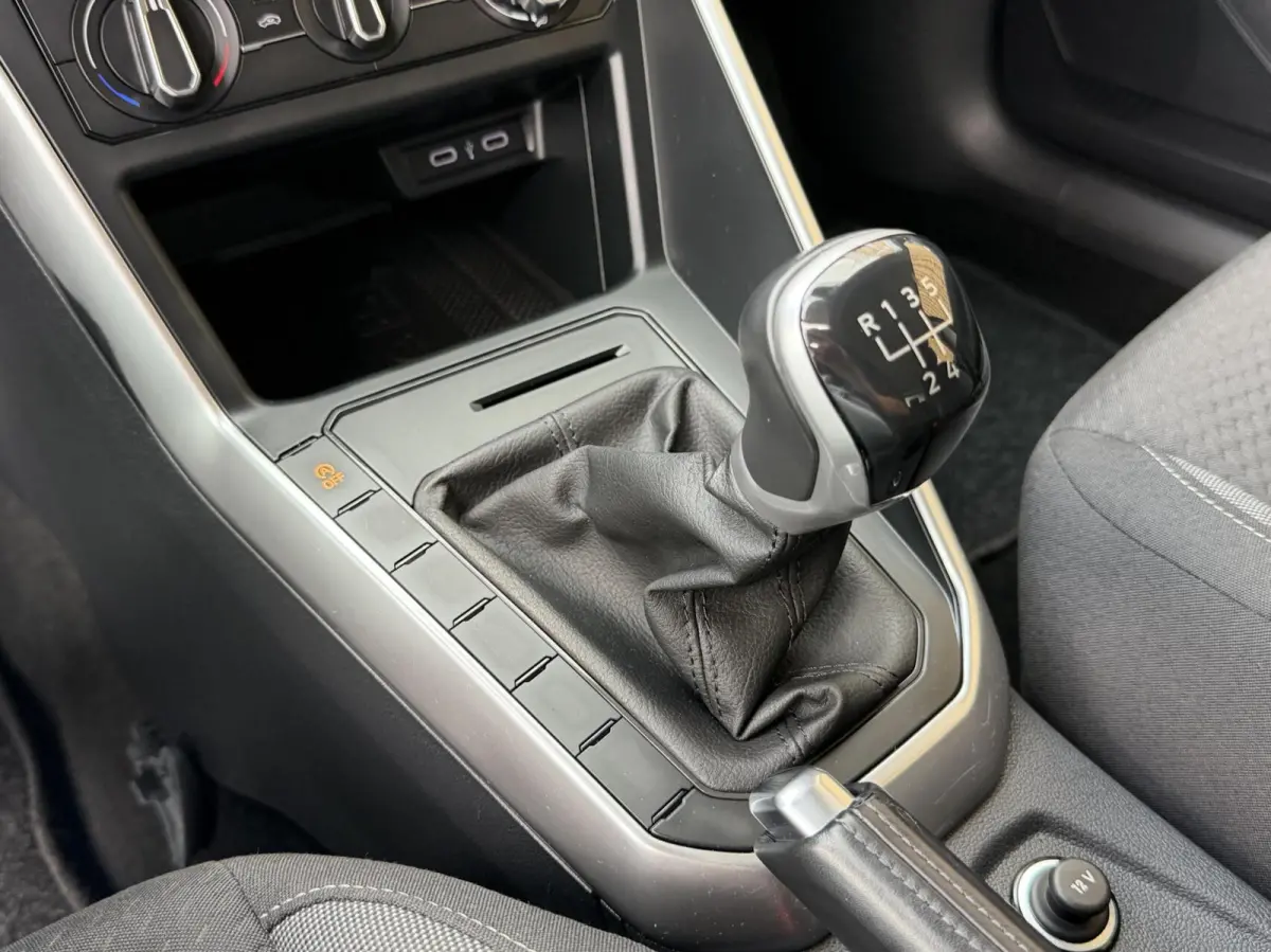 1.0 TSI Life Navigatiesysteem | Digitale cockpit | Airconditioning | Cruise control adaptief | LED koplampen | Rijstrooksensor | Apple CarPlay/Android Auto | DAB ontvanger