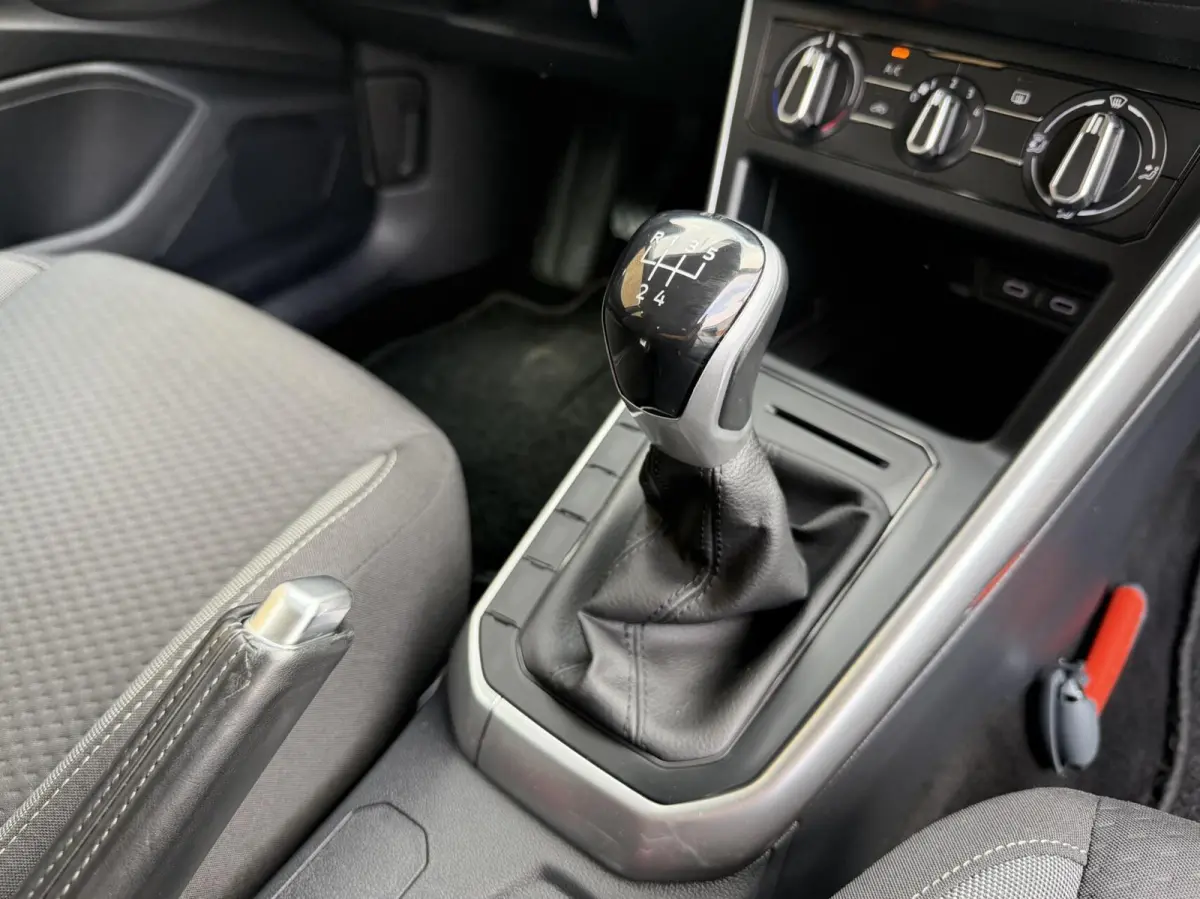 1.0 TSI Life Navigatiesysteem | Digitale cockpit | Airconditioning | Cruise control adaptief | LED koplampen | Rijstrooksensor | Apple CarPlay/Android Auto | DAB ontvanger