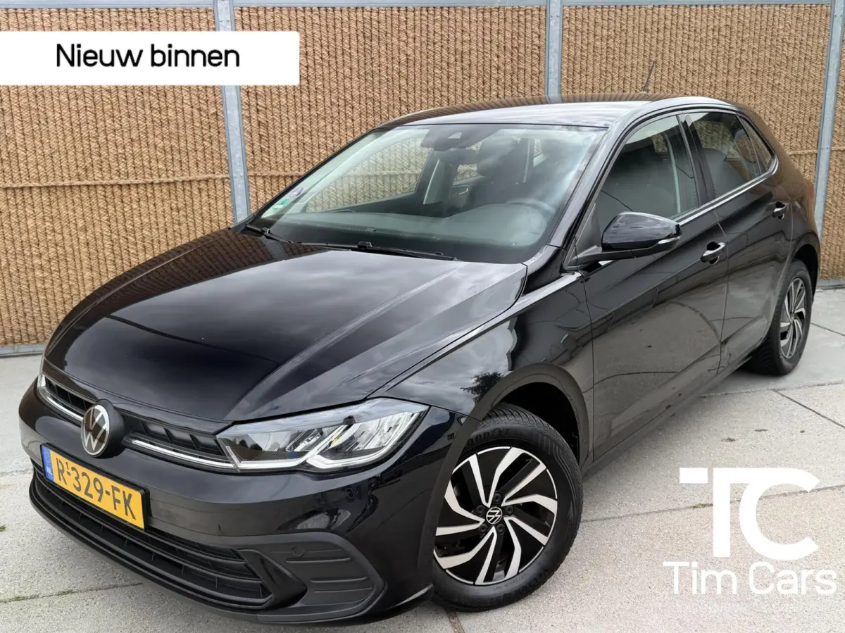 1.0 TSI Life Navigatiesysteem | Digitale cockpit | Airconditioning | Cruise control adaptief | LED koplampen | Rijstrooksensor | Apple CarPlay/Android Auto | DAB ontvanger