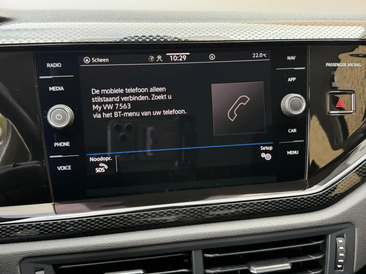 1.0 TSI Life Navigatiesysteem | Digitale cockpit | Airconditioning | Cruise control adaptief | LED koplampen | Rijstrooksensor | Apple CarPlay/Android Auto | DAB ontvanger