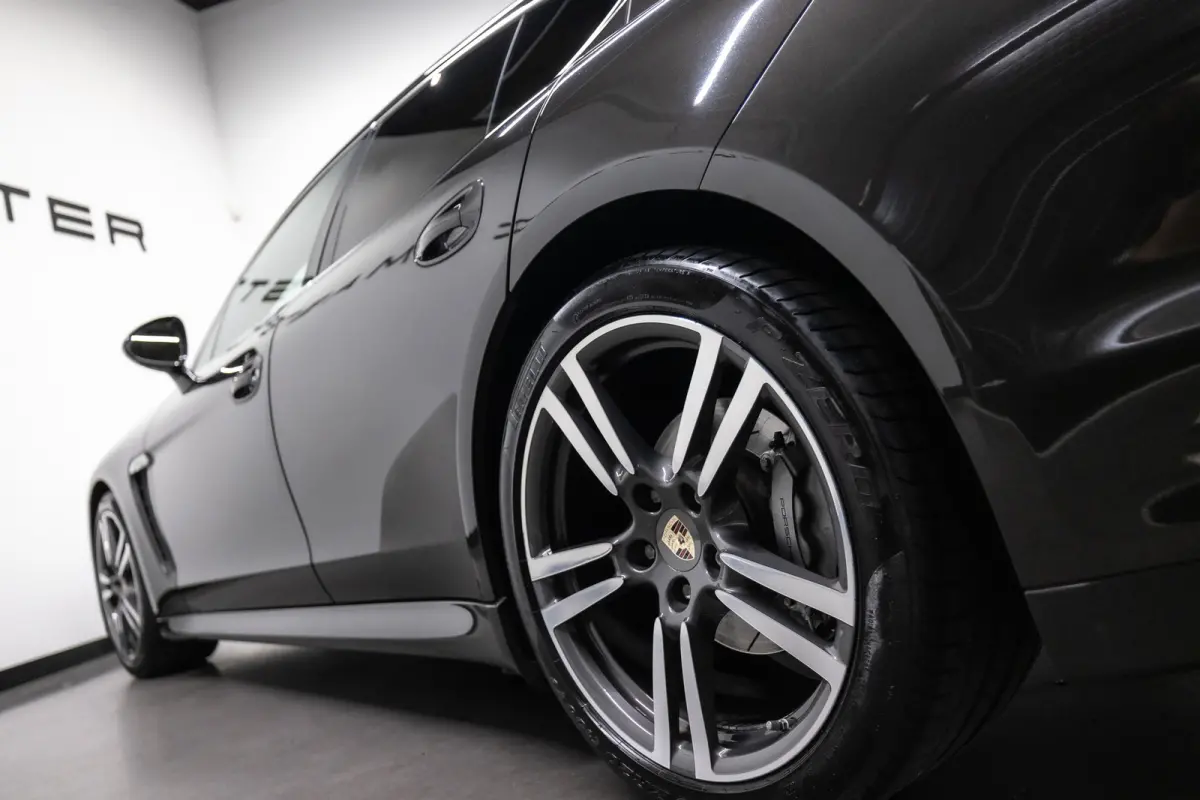 4.8 S Btw auto, Fiscale waarde € 12.000,- (€ 27.231.40 Ex B.T.W) DEALER AUTO Dealer auto