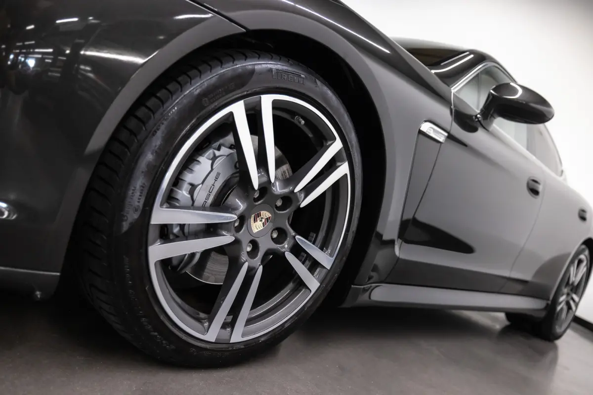 4.8 S Btw auto, Fiscale waarde € 12.000,- (€ 27.231.40 Ex B.T.W) DEALER AUTO Dealer auto