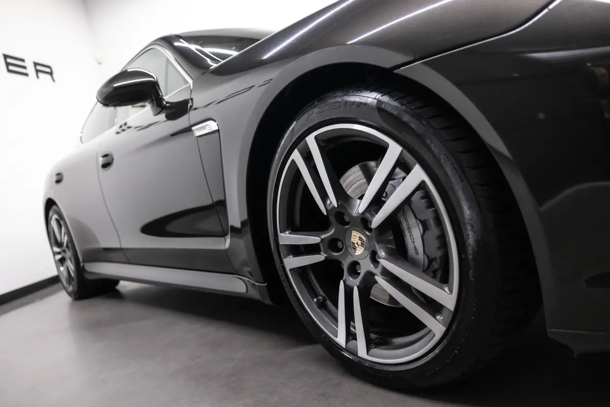 4.8 S Btw auto, Fiscale waarde € 12.000,- (€ 27.231.40 Ex B.T.W) DEALER AUTO Dealer auto