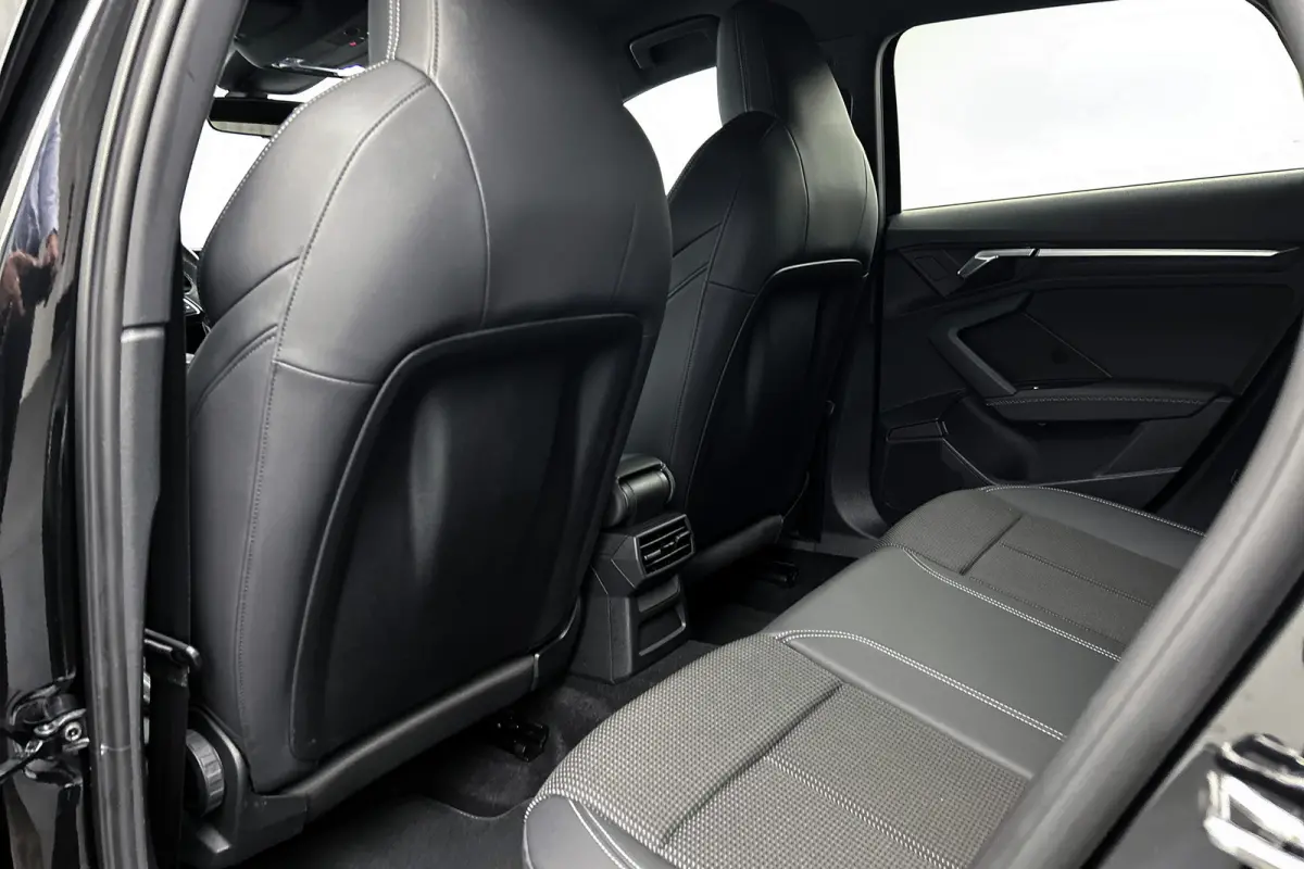 30 TFSI S edition | Half lederen bekleding | Afneembare trekhaak