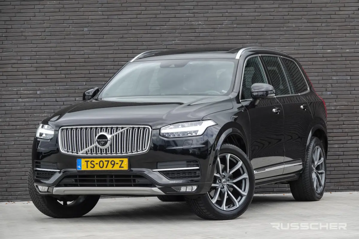 2.0 D5 235Pk Aut. | AWD | Inscription | 7-Persoons | Luchtvering | Panoramadak | Bowers&Wilkins | Trekhaak | 20''