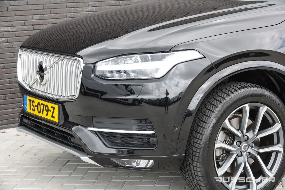 2.0 D5 235Pk Aut. | AWD | Inscription | 7-Persoons | Luchtvering | Panoramadak | Bowers&Wilkins | Trekhaak | 20''