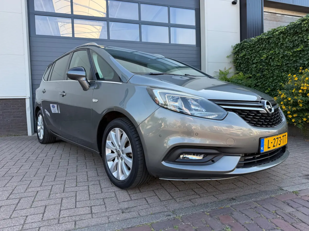 1.4 Turbo 7p/Camera/Navi/Cruise-c/Climate-c/Pdc/Trekhaak