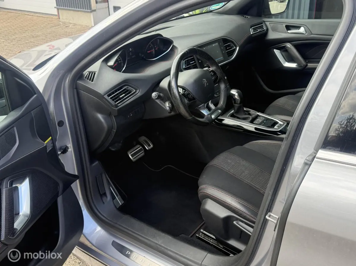 1.2 Automaat GT-line 2018