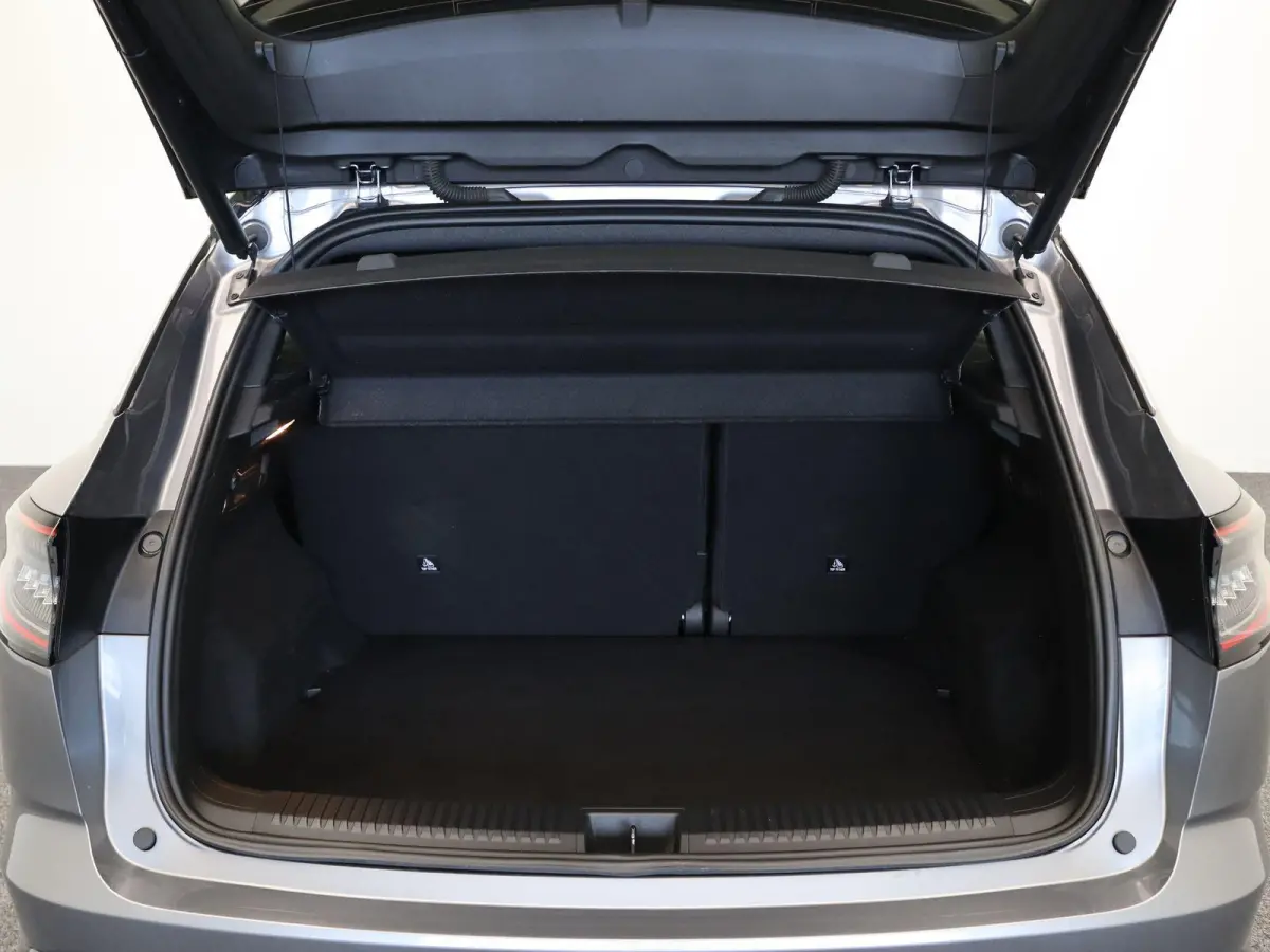 Mild hybrid advanced 130pk techno | Achteruitrijcamera | Climate Control | Cruise Control | Handgeschakeld |