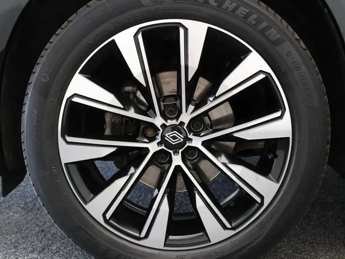 Mild hybrid advanced 130pk techno | Achteruitrijcamera | Climate Control | Cruise Control | Handgeschakeld |