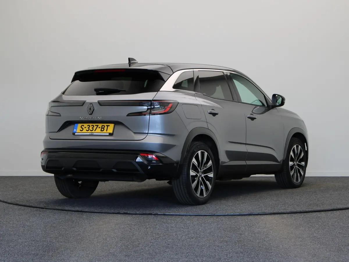 Mild hybrid advanced 130pk techno | Achteruitrijcamera | Climate Control | Cruise Control | Handgeschakeld |