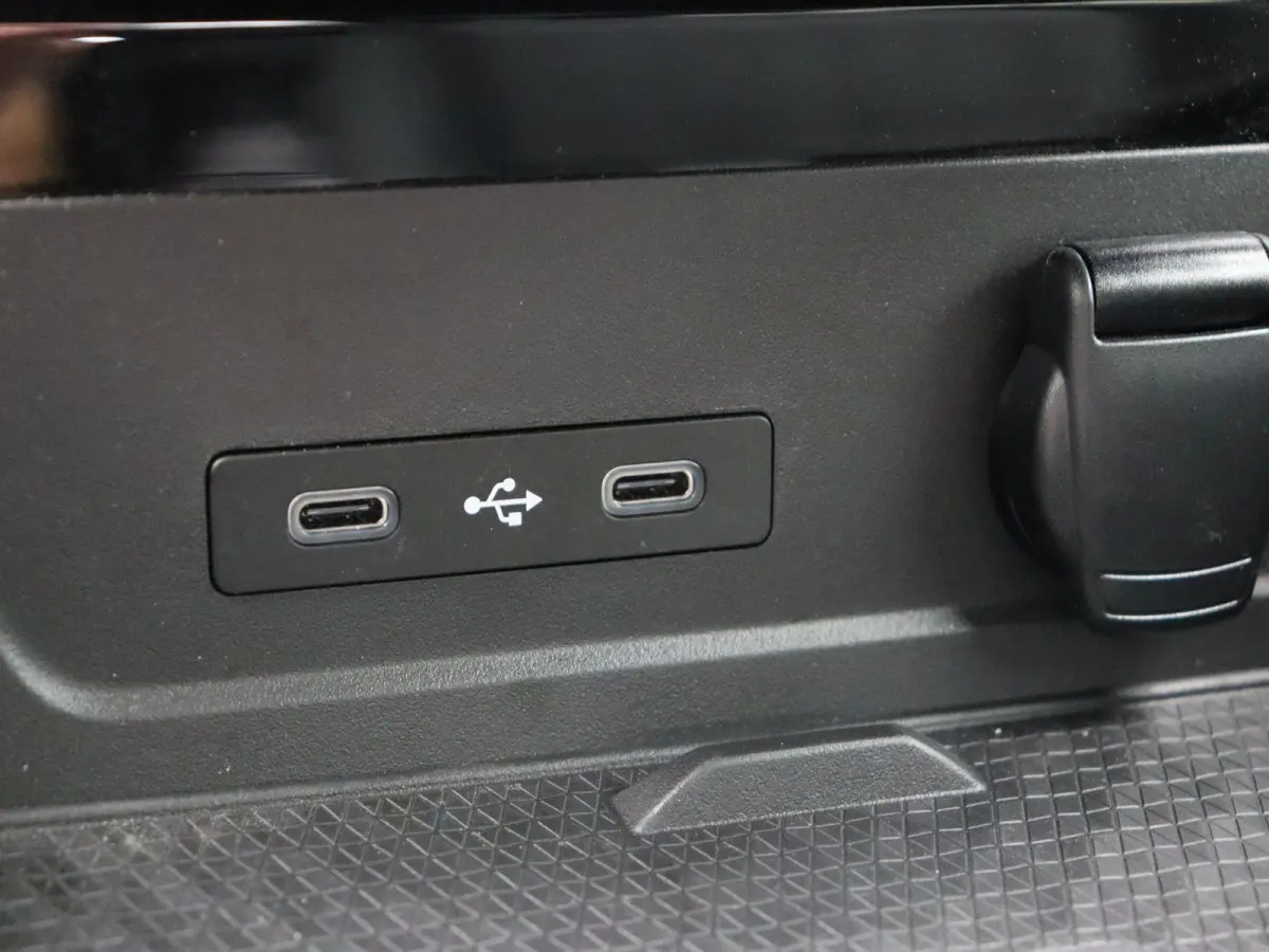 Mild hybrid advanced 130pk techno | Achteruitrijcamera | Climate Control | Cruise Control | Handgeschakeld |