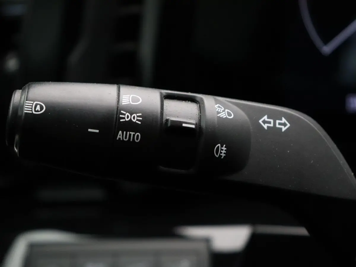 Mild hybrid advanced 130pk techno | Achteruitrijcamera | Climate Control | Cruise Control | Handgeschakeld |
