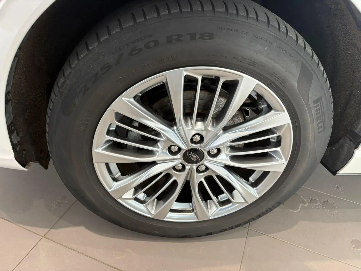 2.5 PHEV Vignale TREKHAAK | VIGNALE | LEDERE STOELEN | ELEKTRISCHE STOELEN MET MEMORY | ADAPTIVE CRUISE CONTROL | NAVIGATIE | HEAD-UP DISPLAY | PANORAMA DAK | ACHTERRUITRIJCAMERA