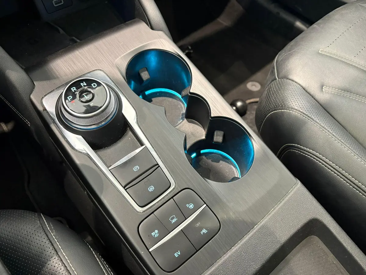 2.5 PHEV Vignale TREKHAAK | VIGNALE | LEDERE STOELEN | ELEKTRISCHE STOELEN MET MEMORY | ADAPTIVE CRUISE CONTROL | NAVIGATIE | HEAD-UP DISPLAY | PANORAMA DAK | ACHTERRUITRIJCAMERA